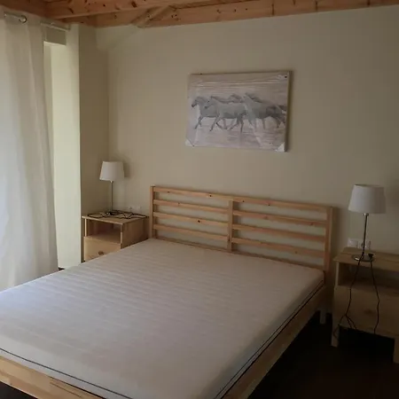 Lejlighed Arion Stables & *