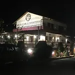 Arion Stables & 헐소니소스
