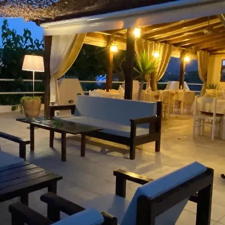 Apartment Arion Stables &