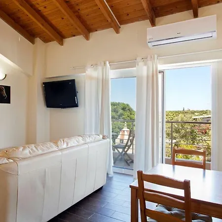 Arion Stables & Appartement Chersonissos