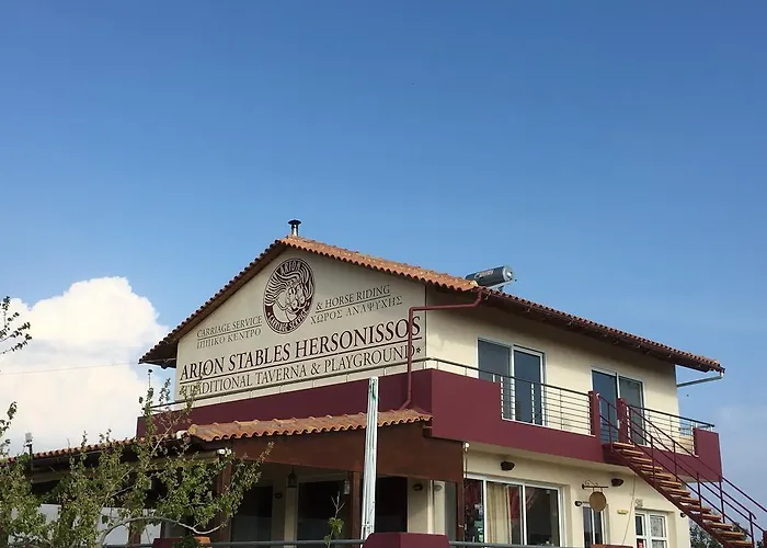 Arion Stables & דירה הרסוניסוס